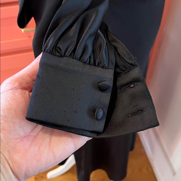 Arias New York Halter Neck Dress - Picture 10 of 15